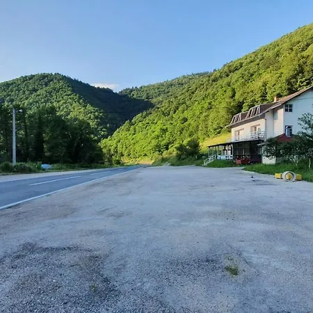 Torlakovac 公寓 Donji Vakuf